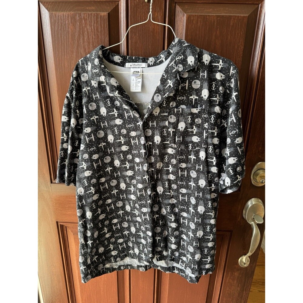 Disney Star Wars Shirt Mens L  Black Vented Button Up Millennium Falcon Button